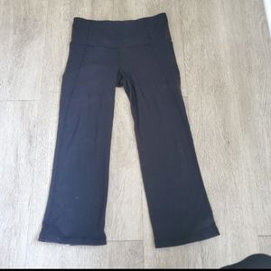 Lululemon Gather and Crow Cropped Leggings